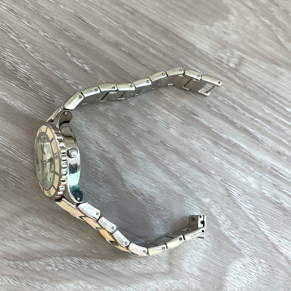 Bongo Watch - Picture 4 of 5